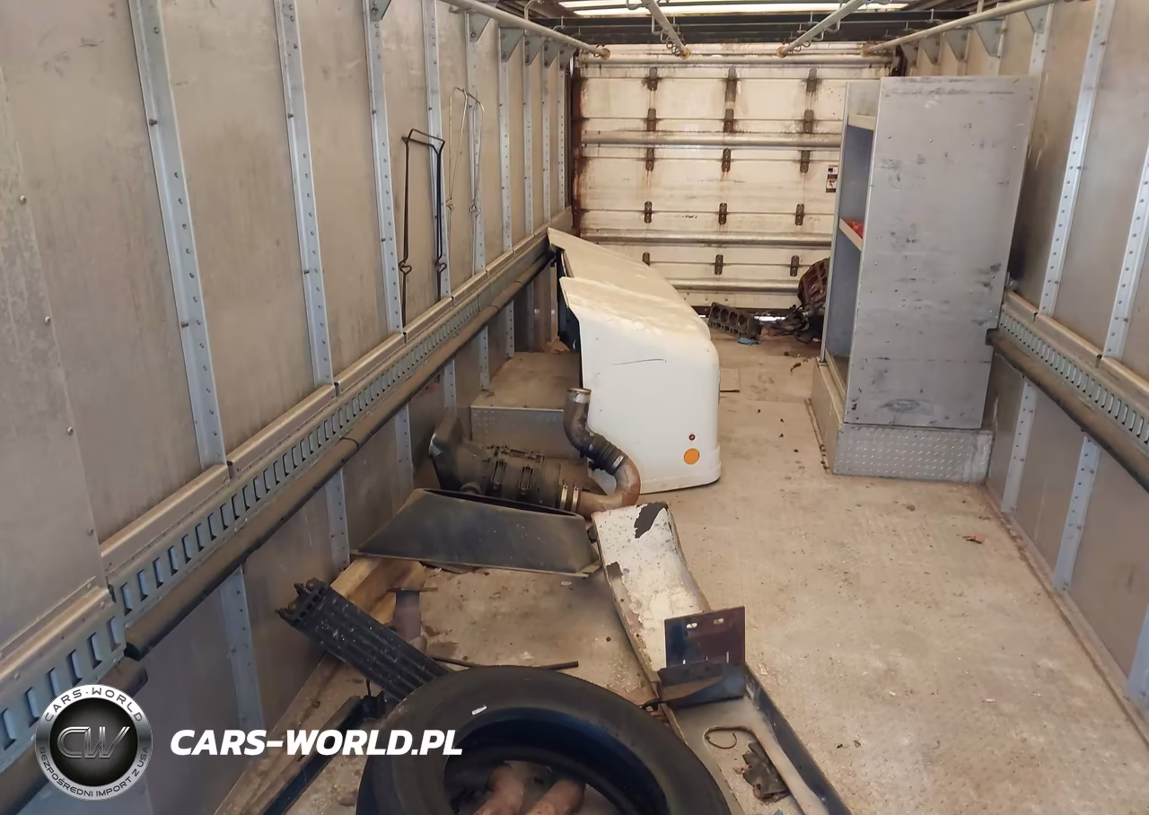 2012 Freightliner Chassis M Line Walk-In Van VIN:4UZAC3DV4CCBN1752 - 6