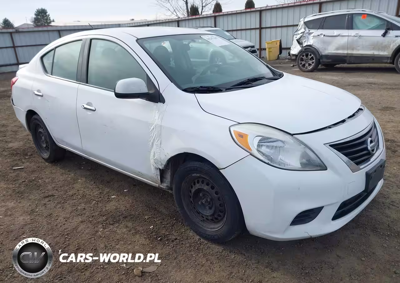 2014 Nissan Versa 1.6 Sv