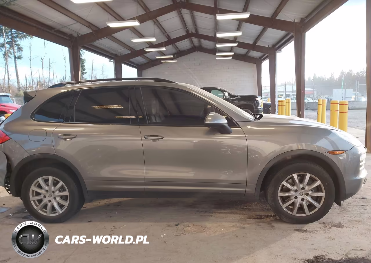 2013 Porsche Cayenne VIN:WP1AA2A20DLA08986 - 13