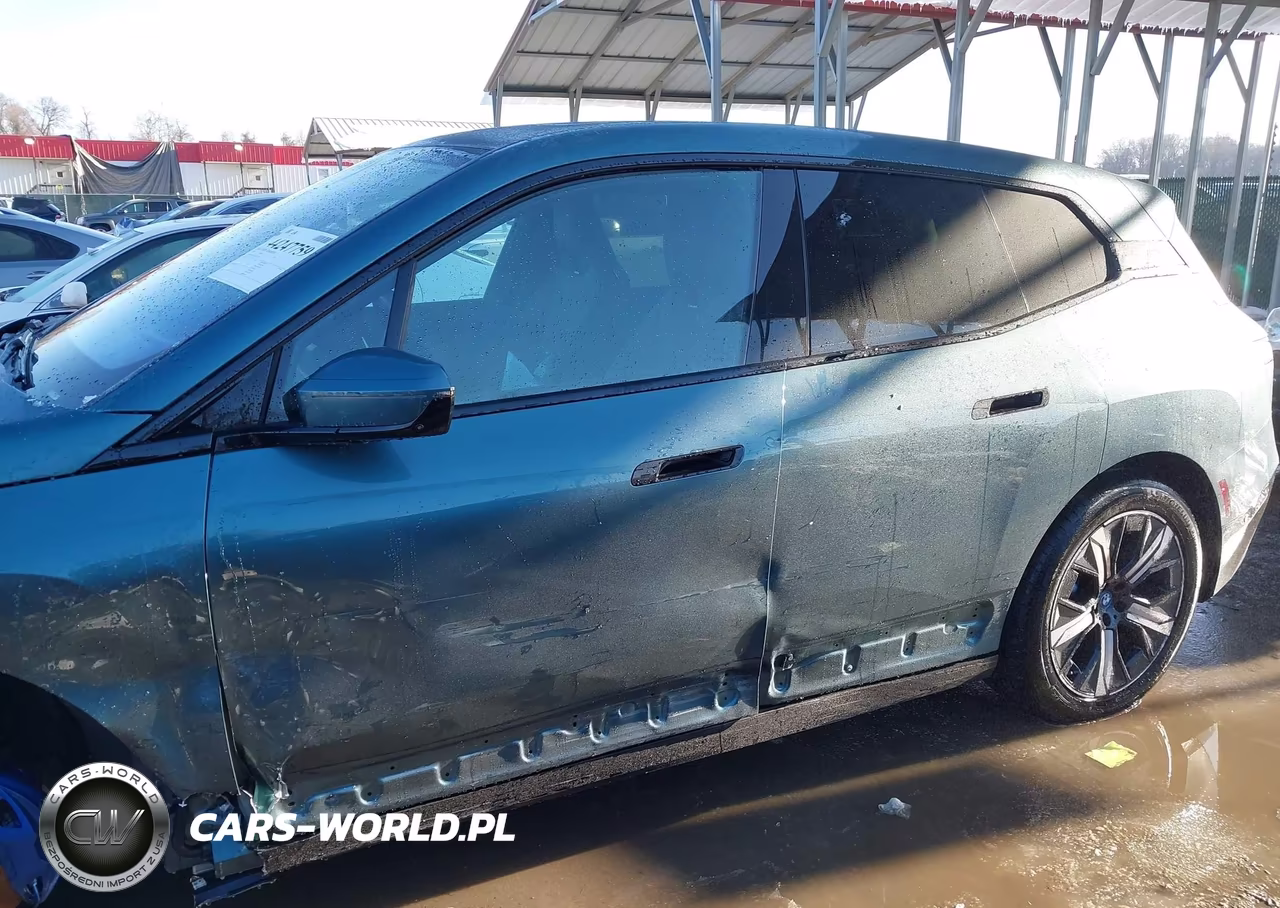 2024 BMW Ix xDrive50 VIN:WB523CF06RCP02999 - 19