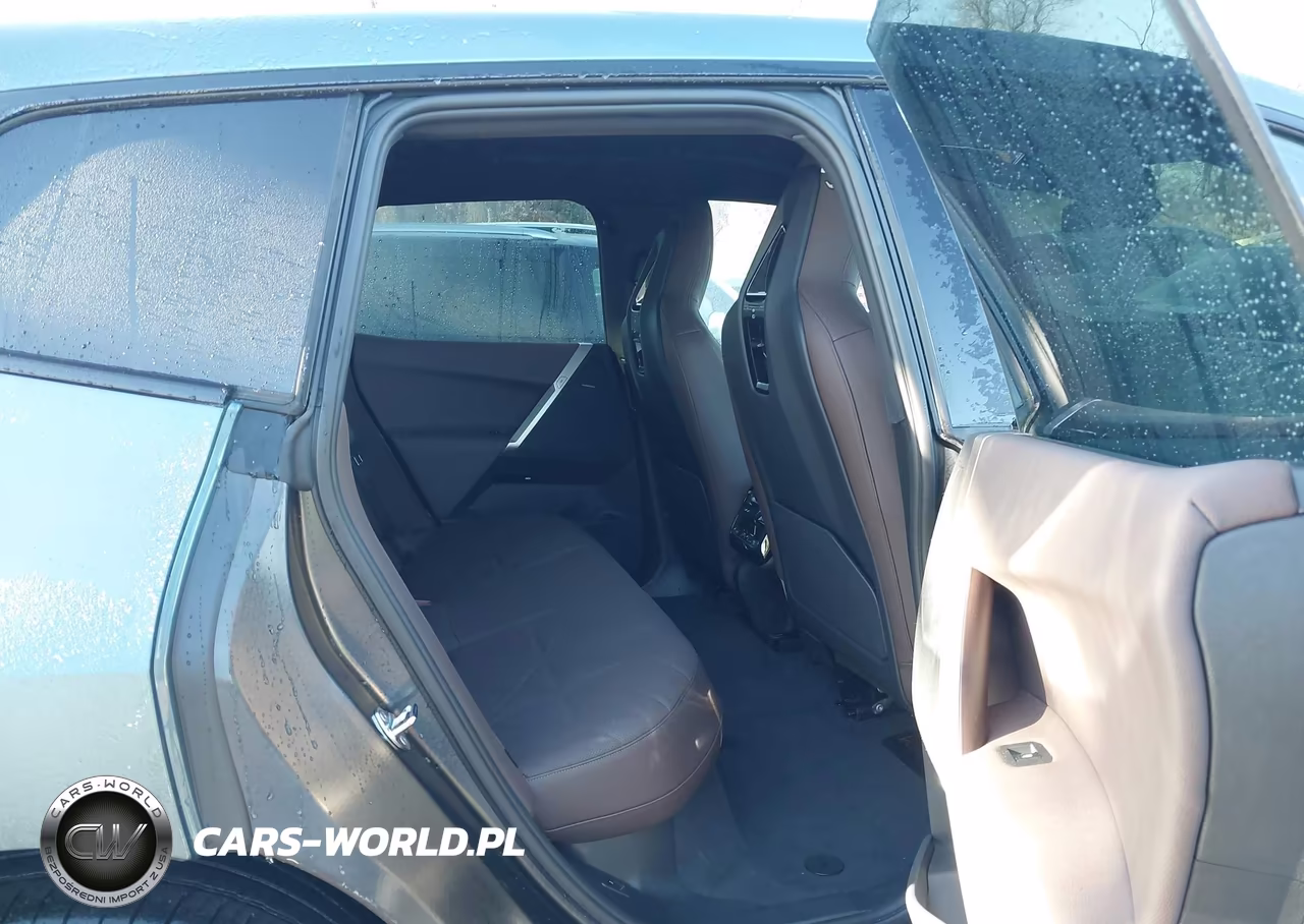 2024 BMW Ix xDrive50 VIN:WB523CF06RCP02999 - 8