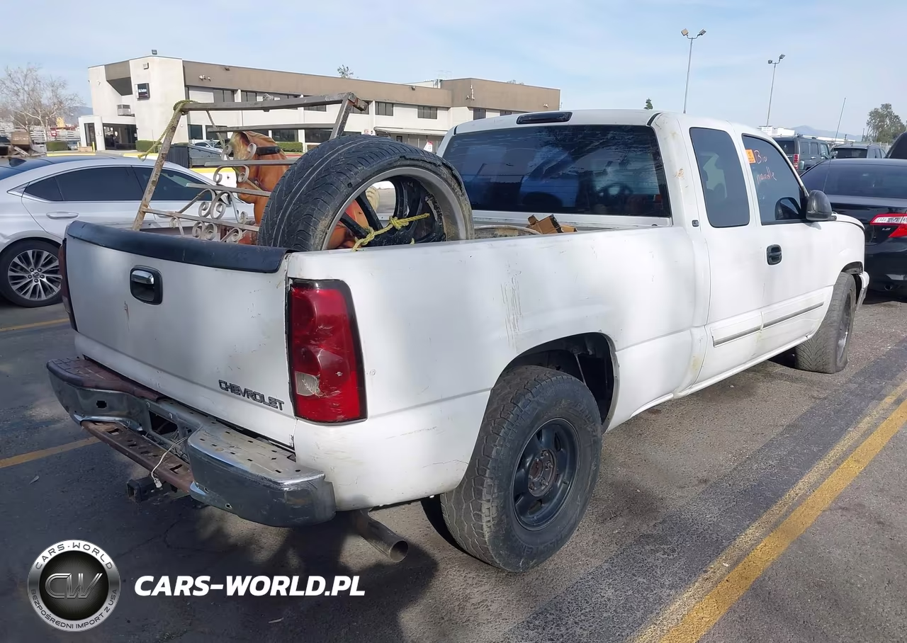 2004 Chevrolet Silverado 1500 Ls VIN:2GCEC19V441105572 - 4