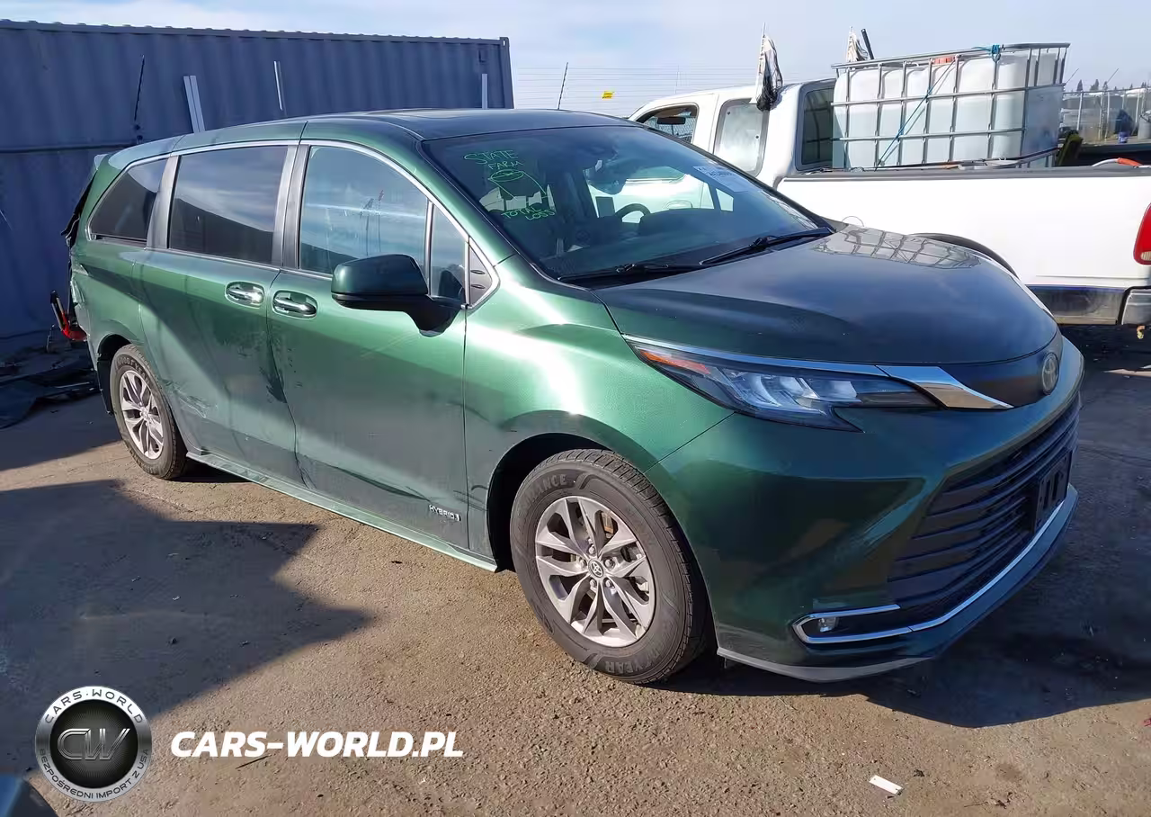 2021 Toyota Sienna Xle