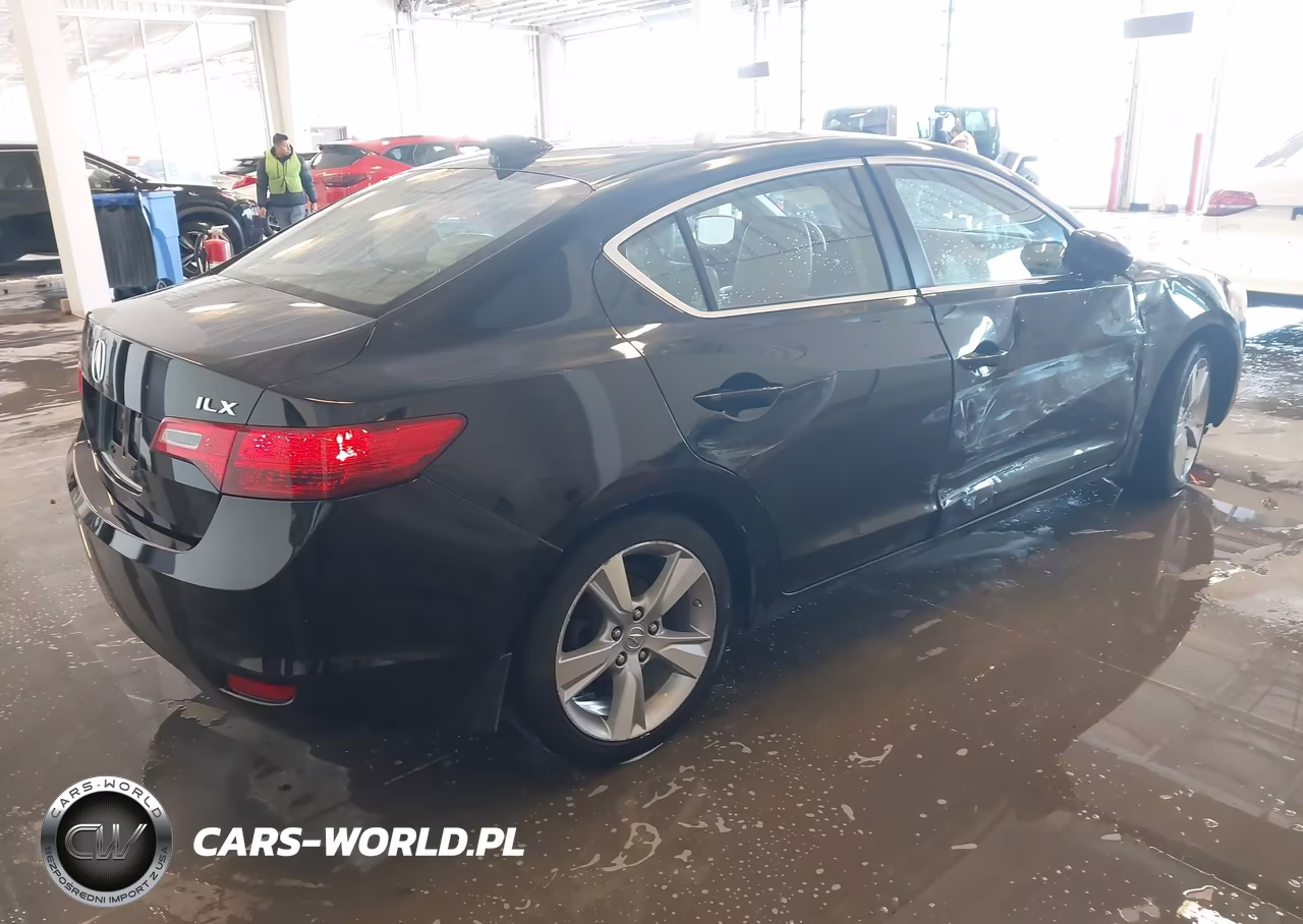 2013 Acura Ilx 2.0L VIN:19VDE1F79DE000372 - 4