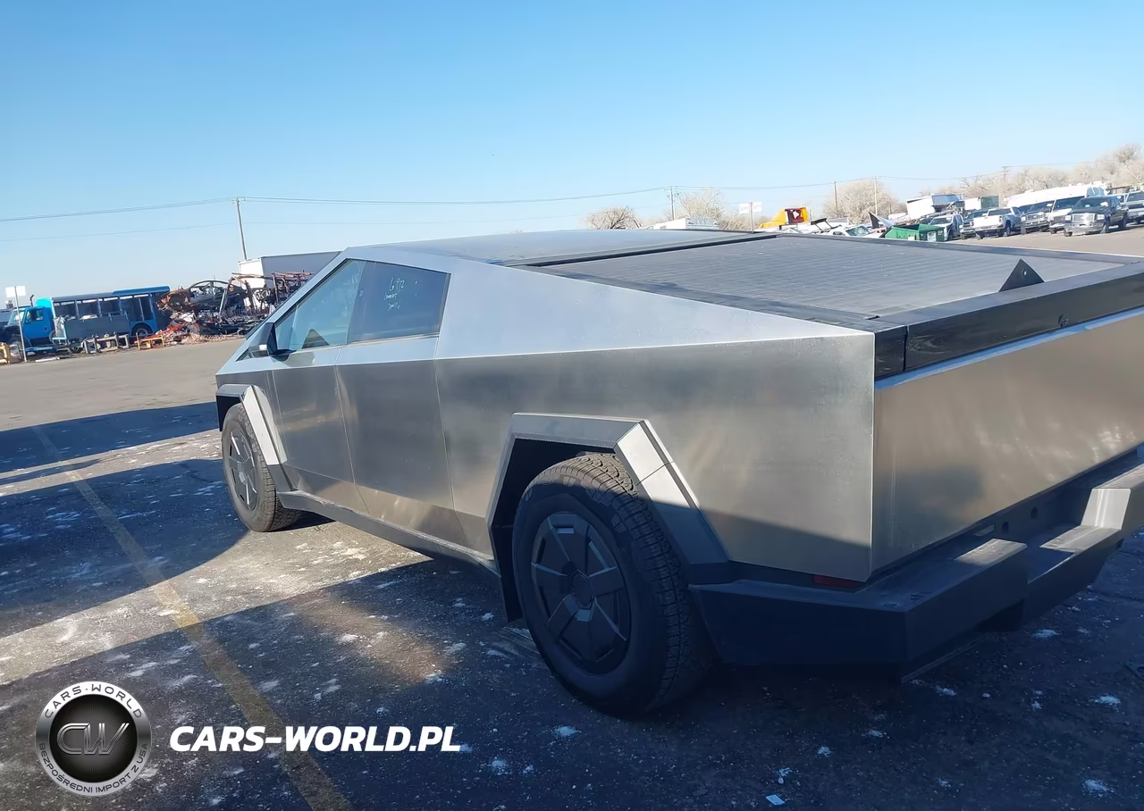 2025 Tesla Cybertruck Cyberbeast VIN:7G2CEHEE5SA062137 - 13