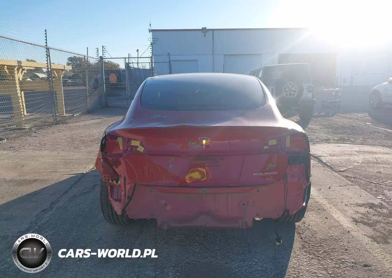 2022 Tesla Model 3 Performance Dual Motor All-Wheel Drive VIN:5YJ3E1EC9NF163116 - 16