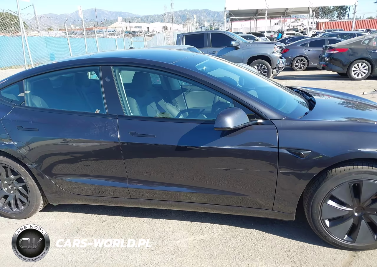 2026 Tesla Model 3 Premium Rear-Wheel Drive-Standard Rear-Wheel Drive VIN:5YJ3E1EA2TF116215 - 13