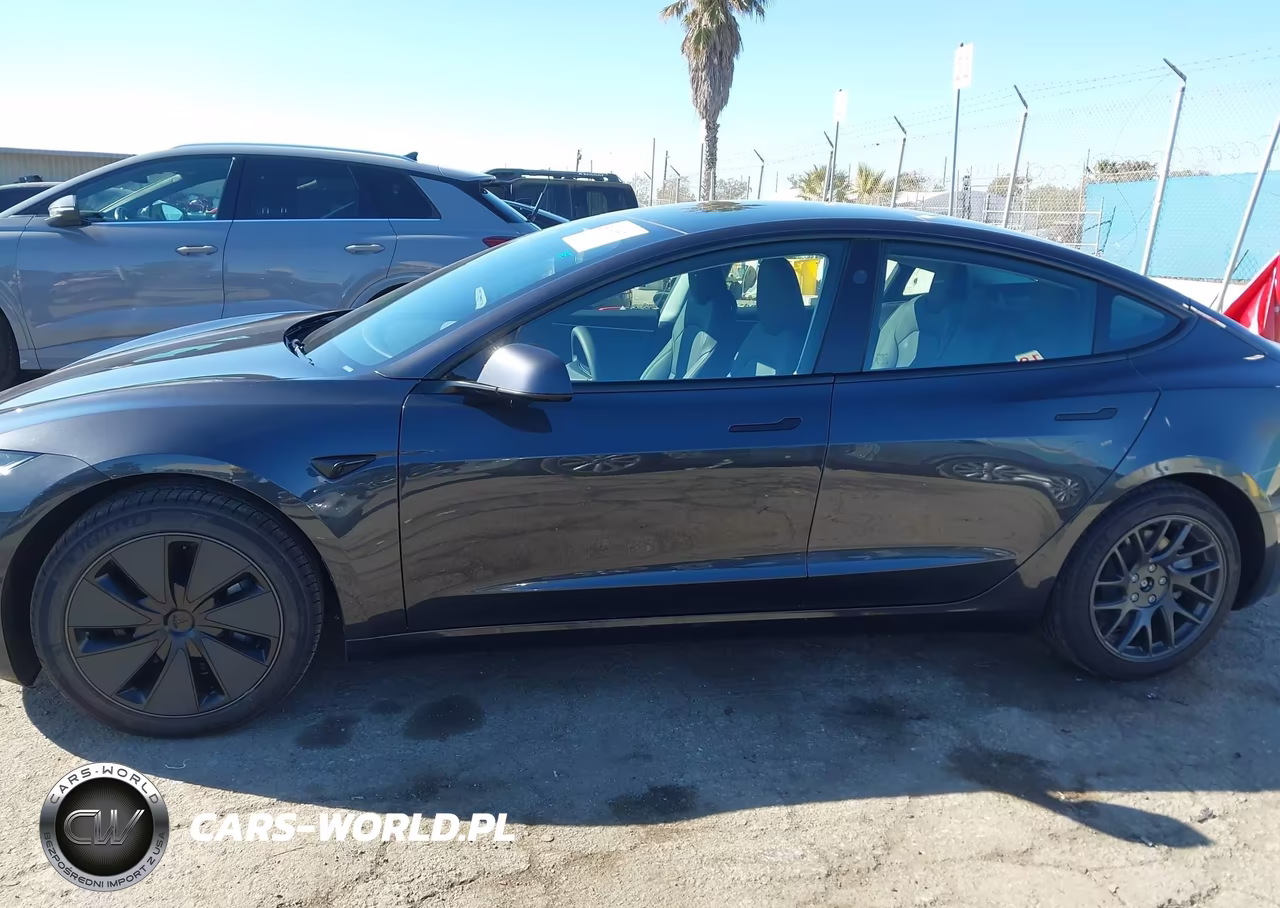 2026 Tesla Model 3 Premium Rear-Wheel Drive-Standard Rear-Wheel Drive VIN:5YJ3E1EA2TF116215 - 14