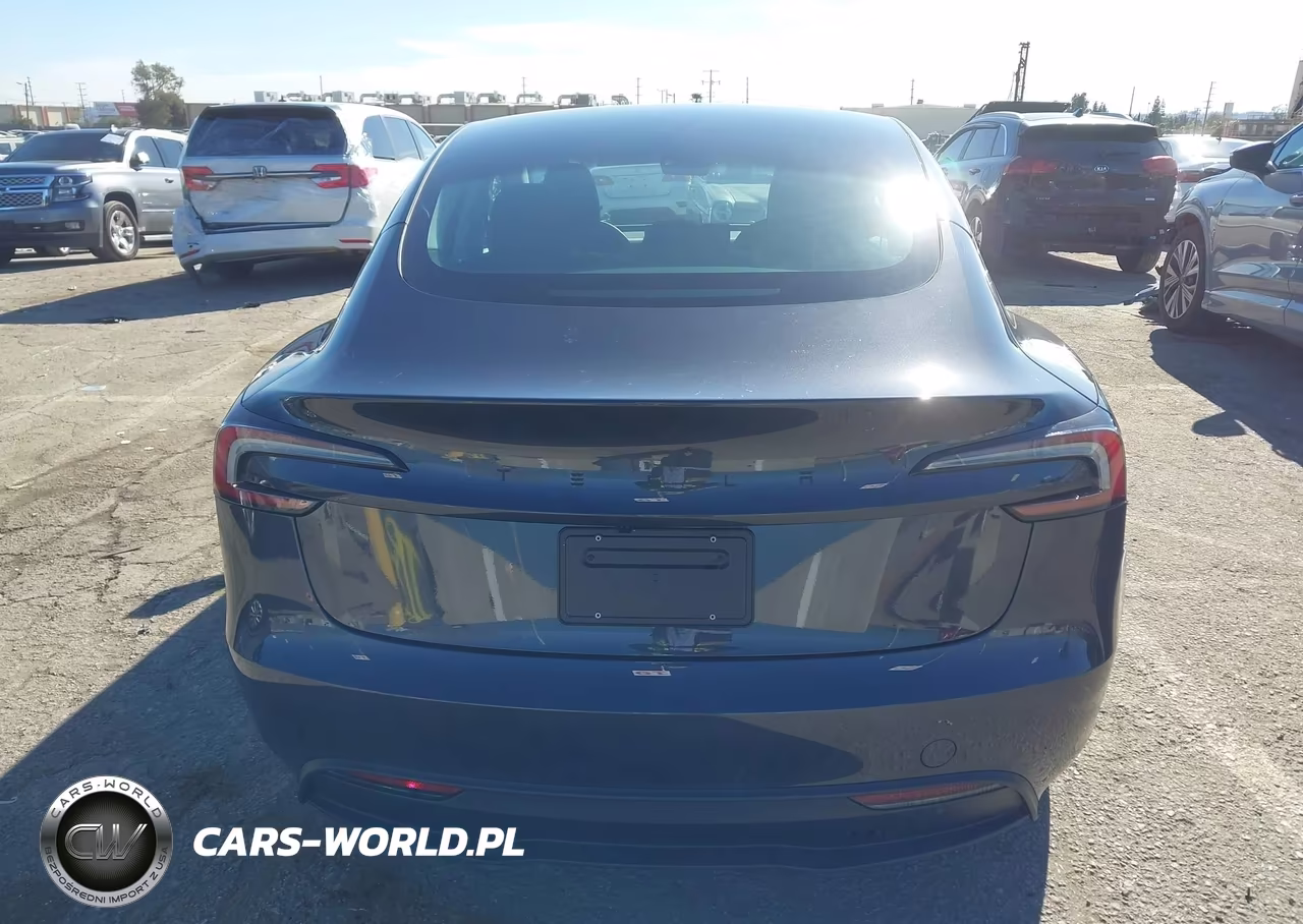 2026 Tesla Model 3 Premium Rear-Wheel Drive-Standard Rear-Wheel Drive VIN:5YJ3E1EA2TF116215 - 16