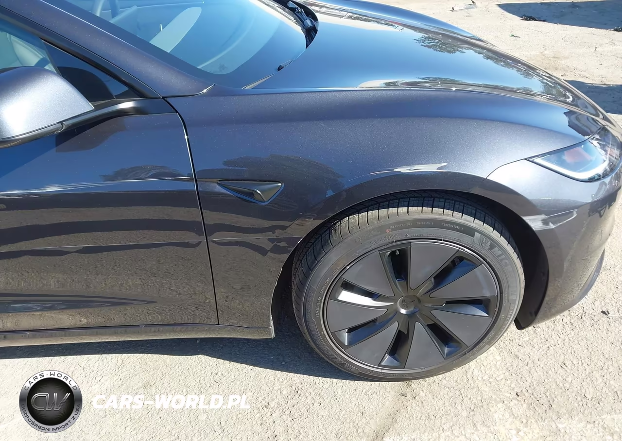 2026 Tesla Model 3 Premium Rear-Wheel Drive-Standard Rear-Wheel Drive VIN:5YJ3E1EA2TF116215 - 19