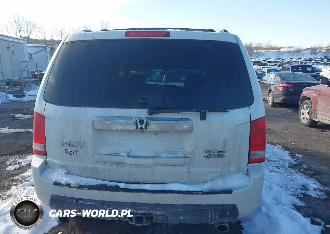 2011 Honda Pilot Touring VIN:5FNYF4H98BB096878 - 15