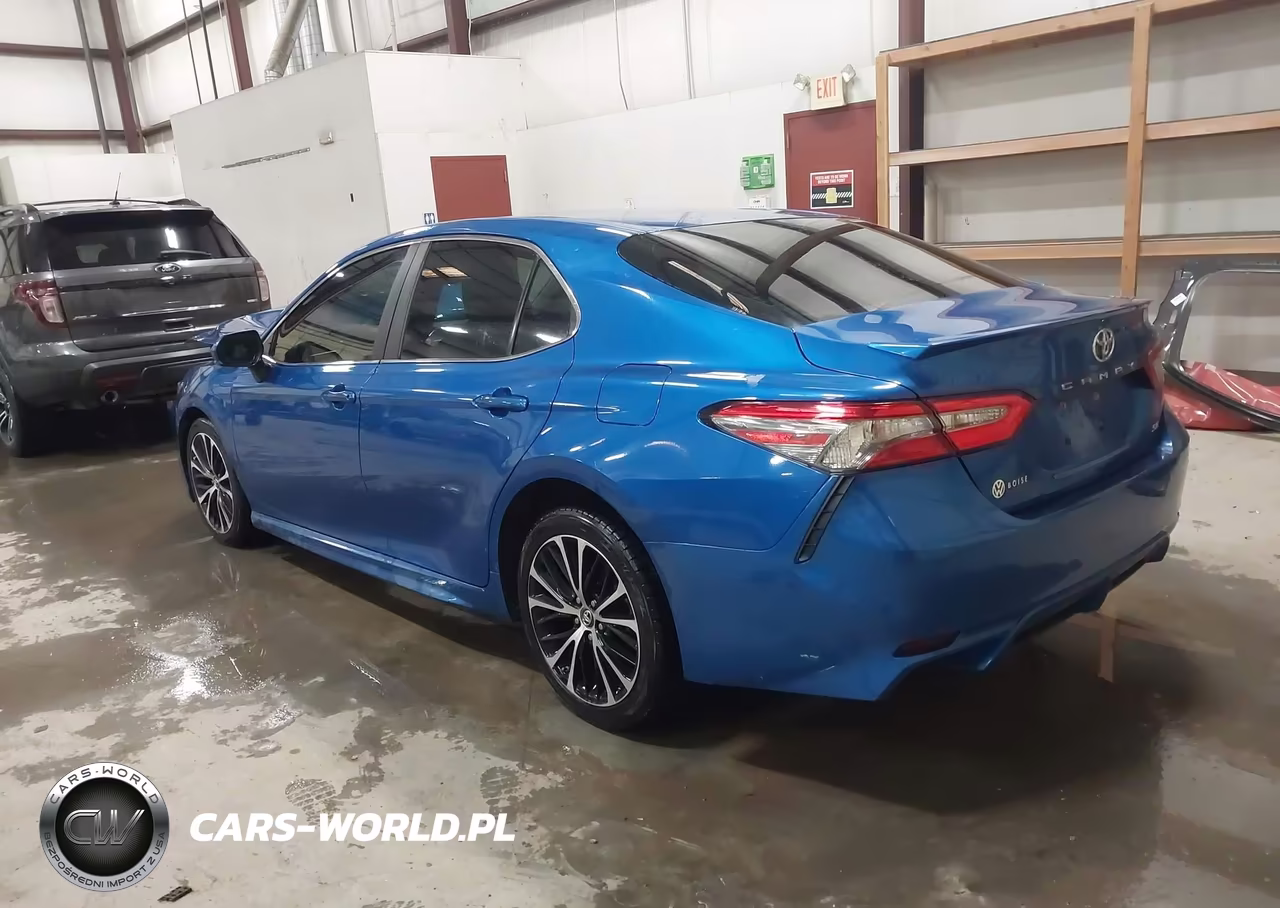 2018 Toyota Camry Se VIN:4T1B11HK8JU094099 - 3