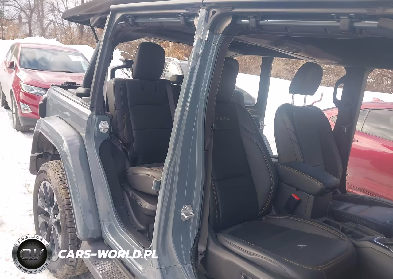 2024 Jeep Wrangler 4Xe Sahara 4Xe VIN:1C4RJXP6XRW203754 - 6