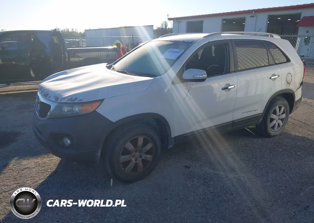 2011 Kia Sorento Lx VIN:5XYKT4A10BG124992 - 2