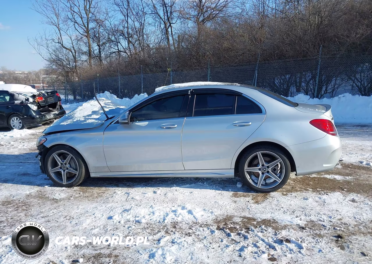 2018 Mercedes-Benz C 300 4Matic VIN:55SWF4KBXJU276976 - 15