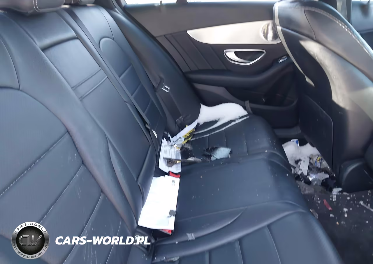 2018 Mercedes-Benz C 300 4Matic VIN:55SWF4KBXJU276976 - 8
