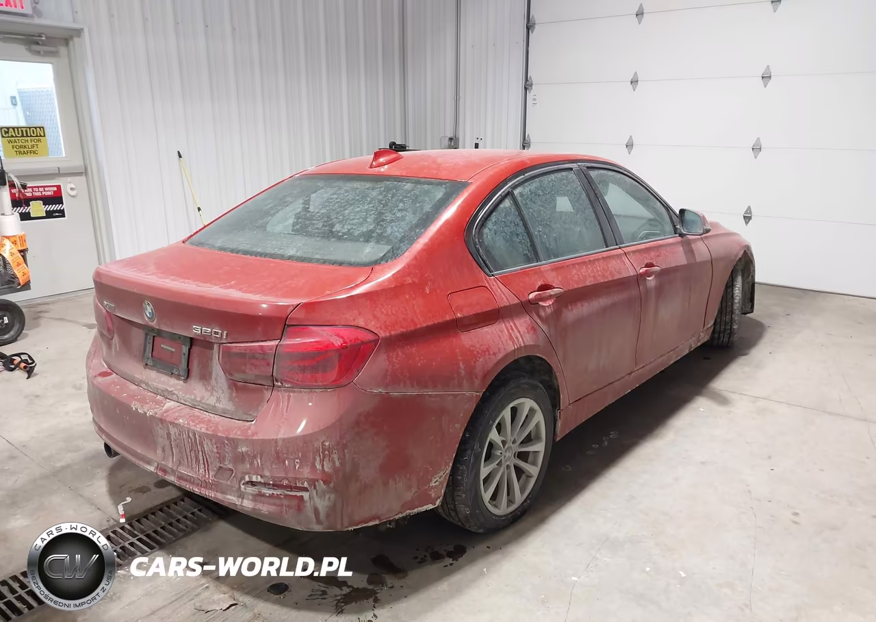 2016 BMW 320I xDrive VIN:WBA8E5G54GNT40653 - 4