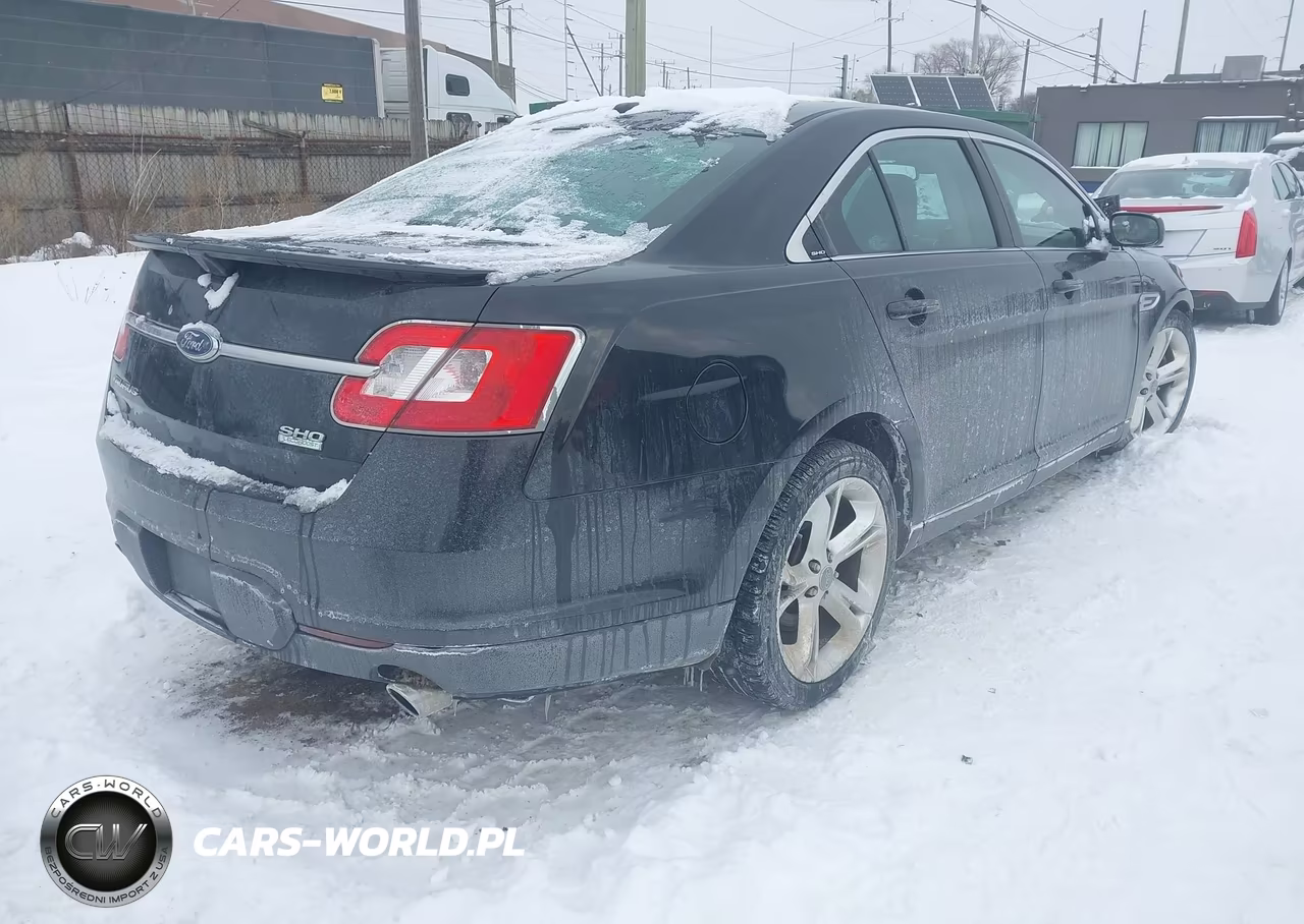 2010 Ford Taurus Sho VIN:1FAHP2KT8AG110889 - 4