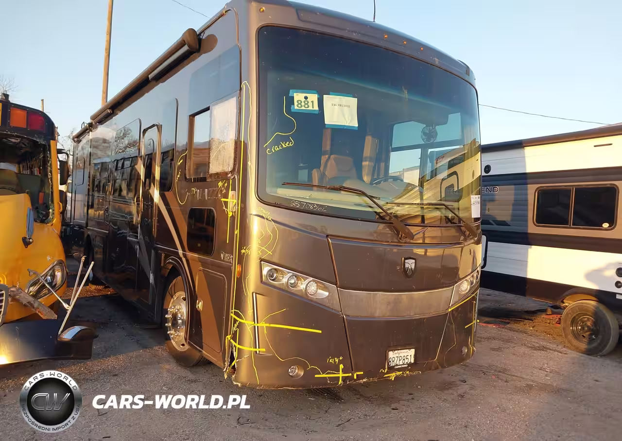 2019 Freightliner Chassis Xc