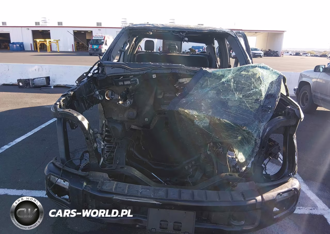2022 Ford F-250 Lariat VIN:1FT8W2BTXNEC64924 - 10