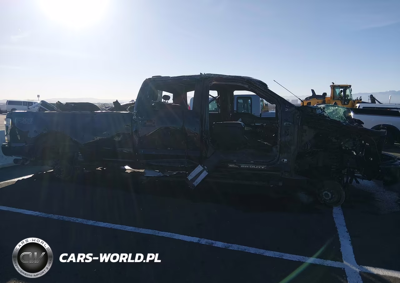 2022 Ford F-250 Lariat VIN:1FT8W2BTXNEC64924 - 13