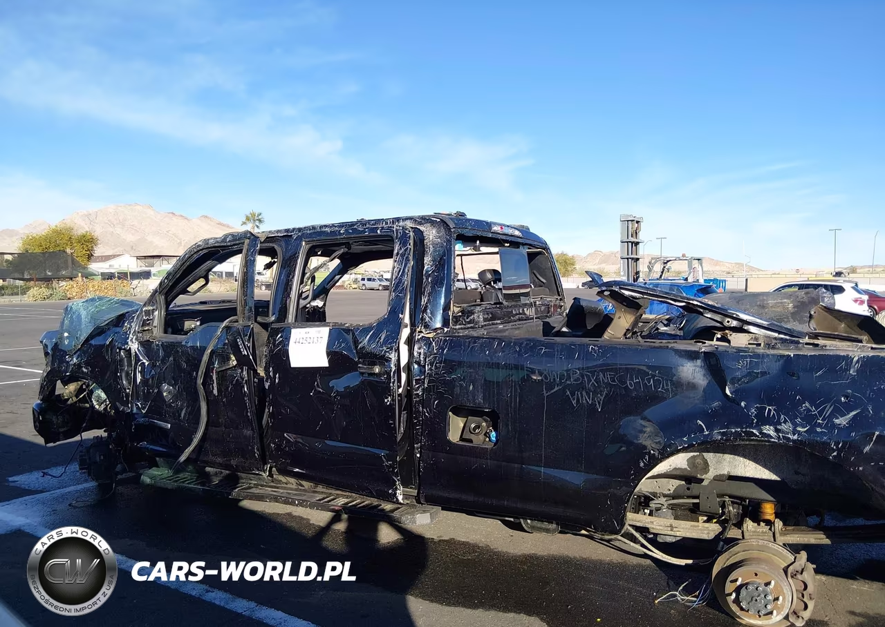 2022 Ford F-250 Lariat VIN:1FT8W2BTXNEC64924 - 14