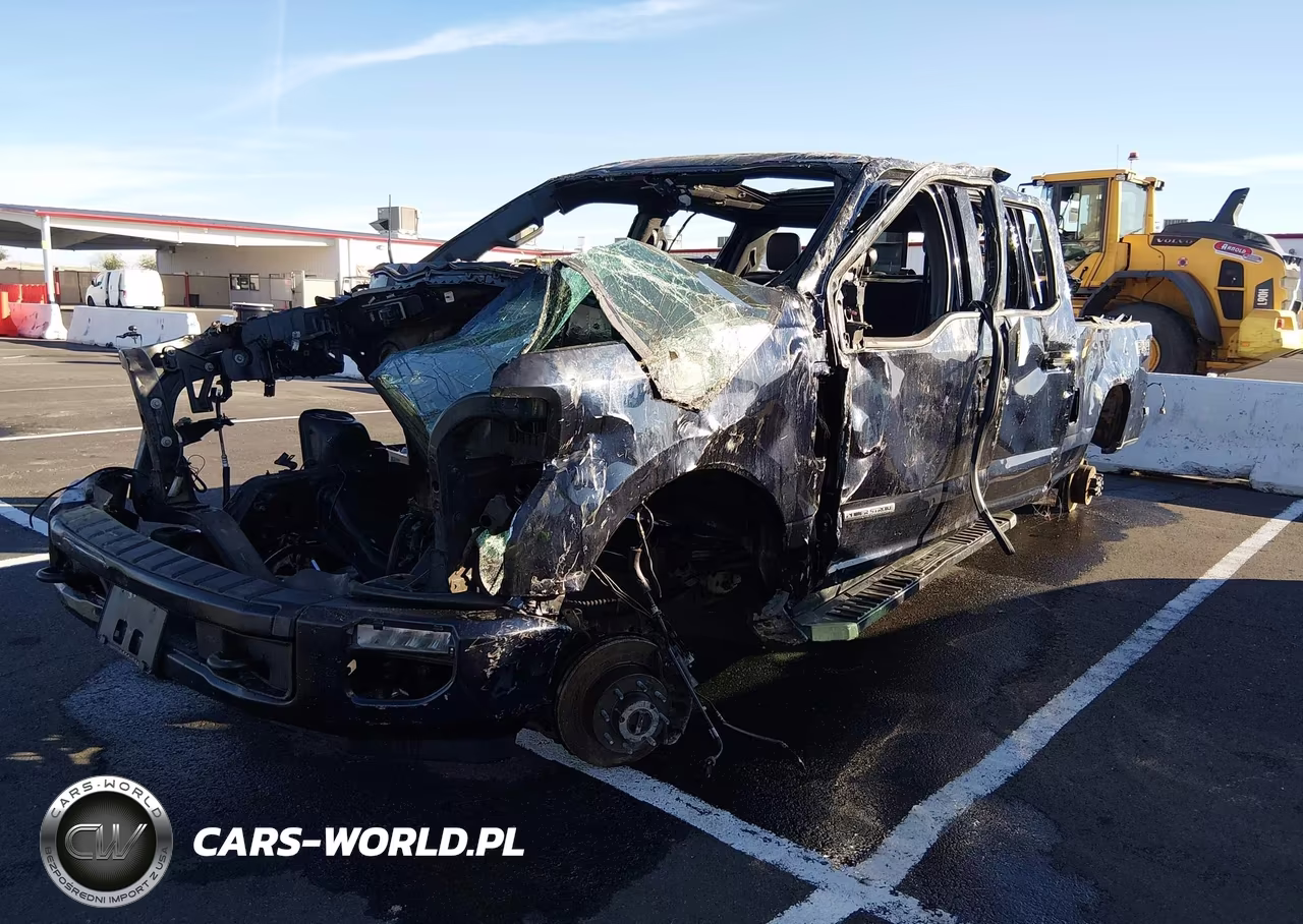 2022 Ford F-250 Lariat VIN:1FT8W2BTXNEC64924 - 2