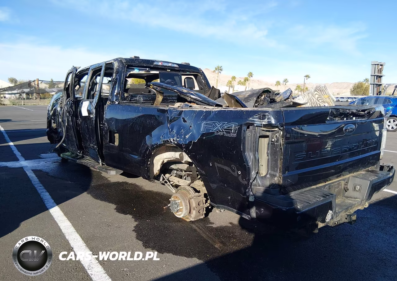 2022 Ford F-250 Lariat VIN:1FT8W2BTXNEC64924 - 3