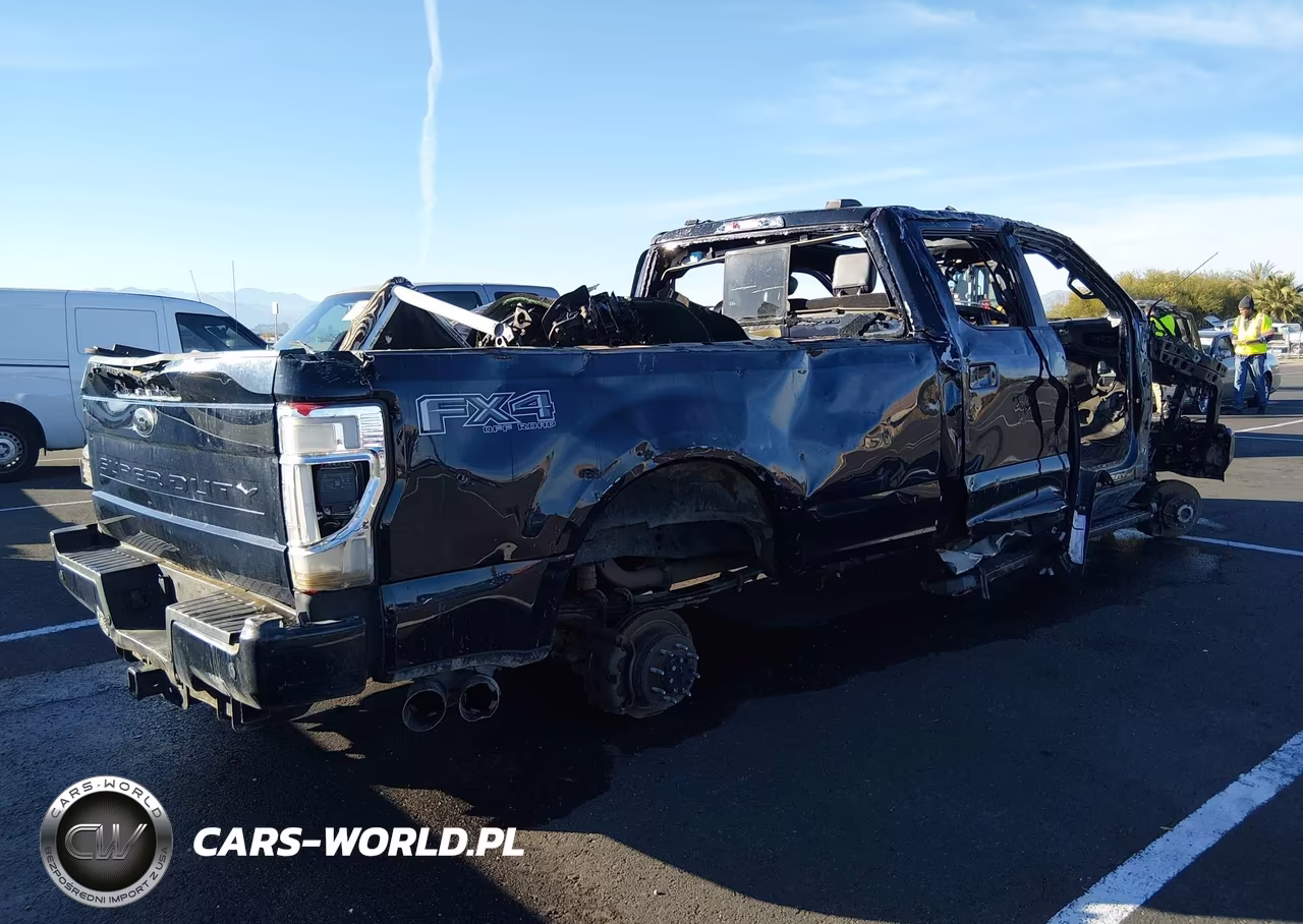 2022 Ford F-250 Lariat VIN:1FT8W2BTXNEC64924 - 4