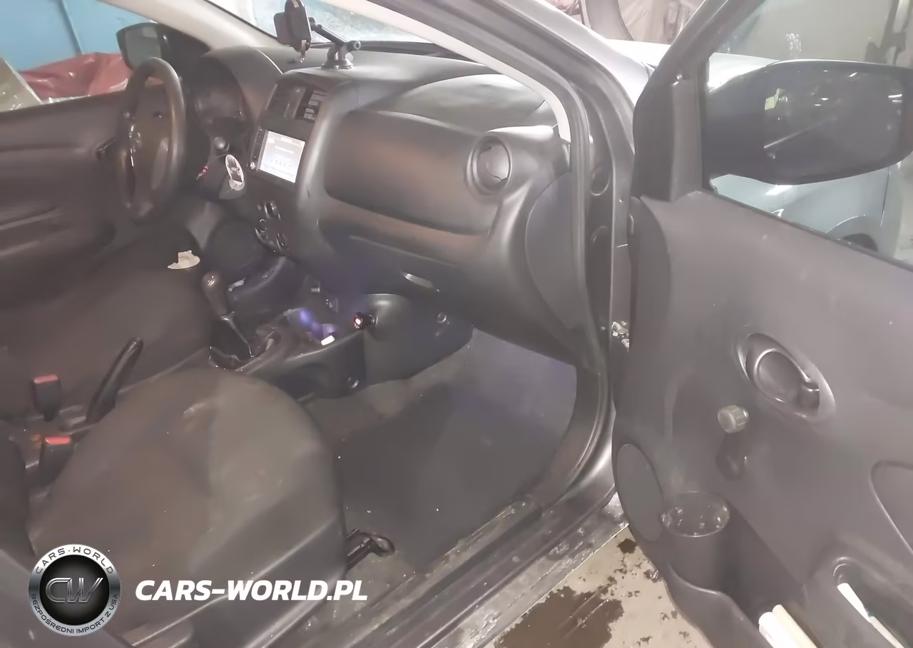 2019 Nissan Versa 1.6 S VIN:3N1CN7AP2KL821208 - 5
