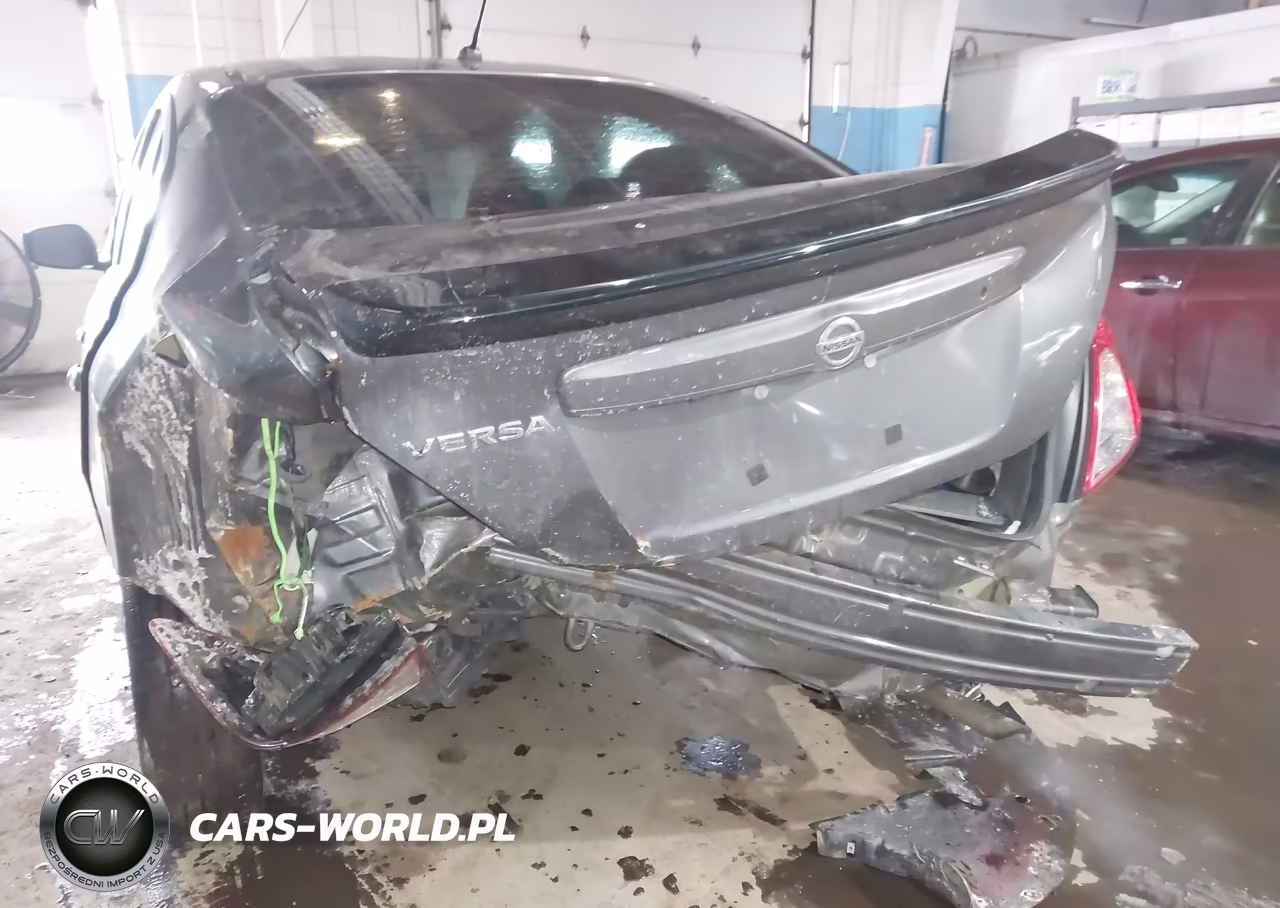 2019 Nissan Versa 1.6 S VIN:3N1CN7AP2KL821208 - 6