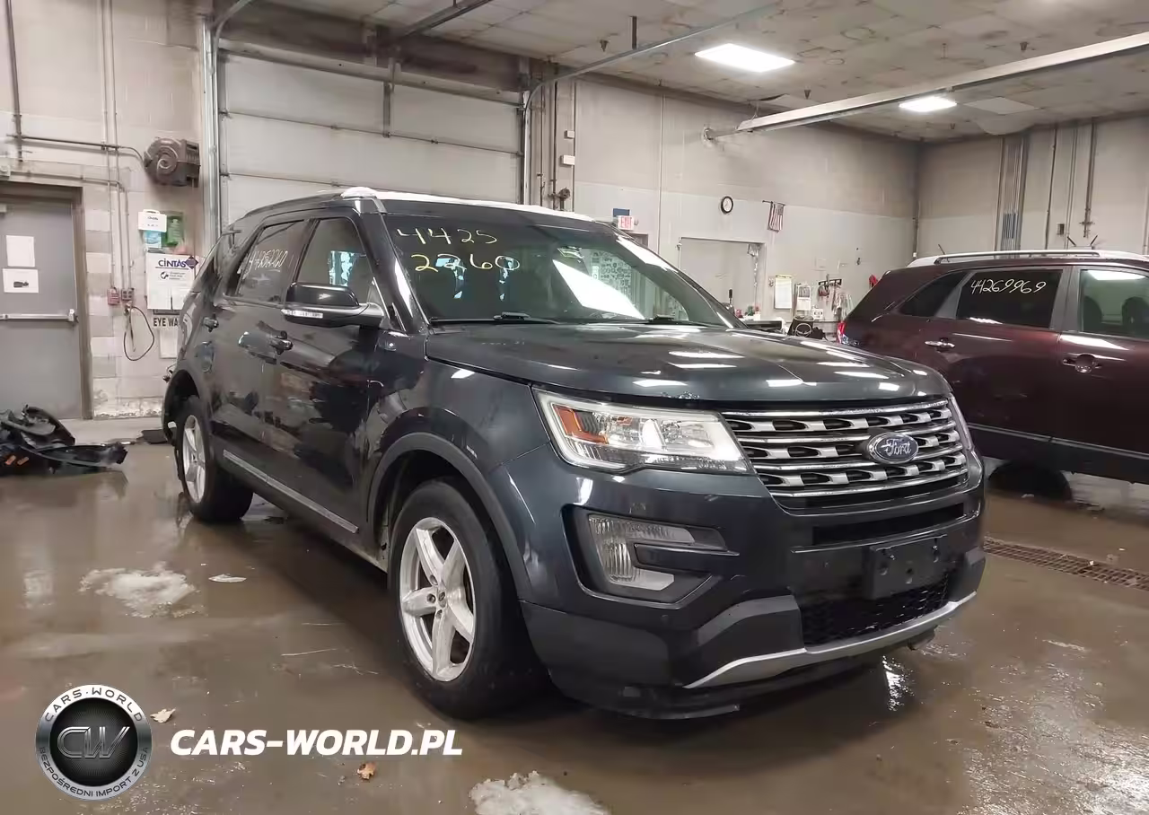 2017 Ford Explorer Xlt 4Wd Xlt