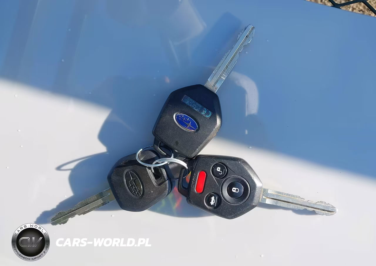 2018 Subaru Outback 2.5I Premium VIN:4S4BSACC1J3324178 - 11