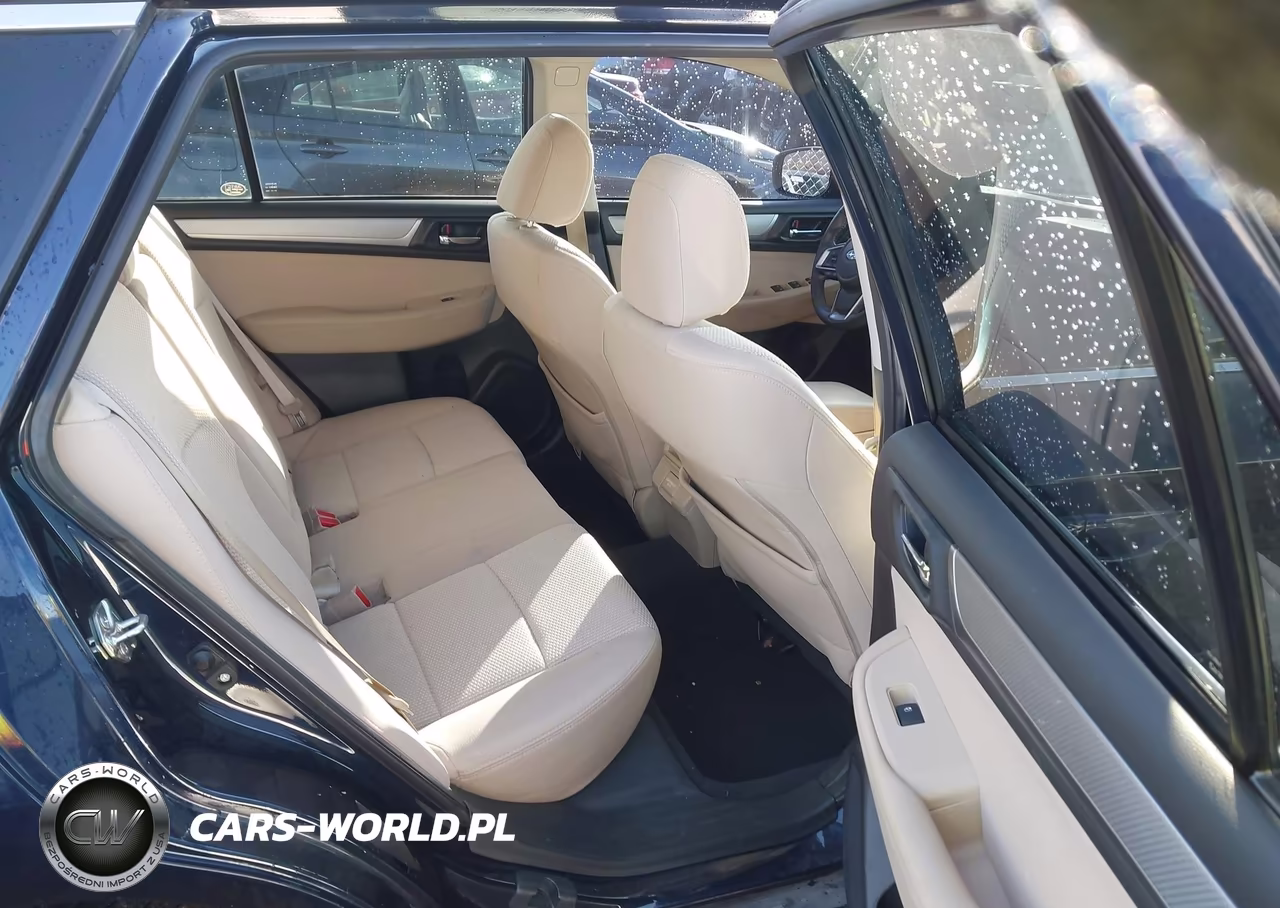 2018 Subaru Outback 2.5I Premium VIN:4S4BSACC1J3324178 - 8
