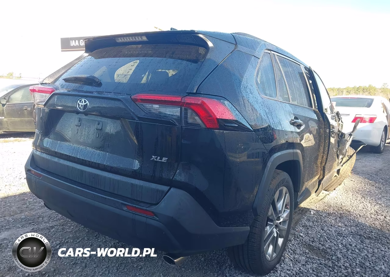 2021 Toyota Rav4 Xle Premium VIN:2T3C1RFVXMC140335 - 4