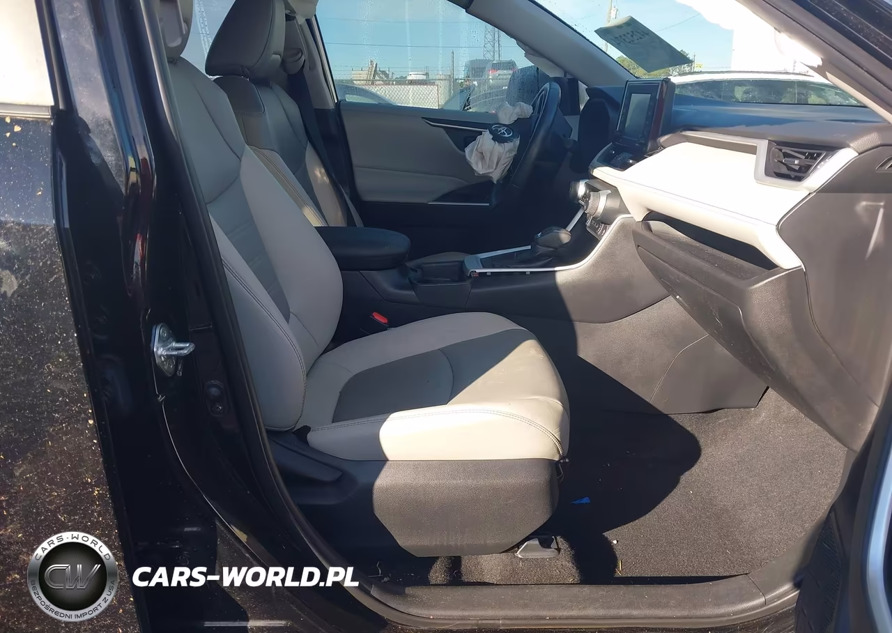 2021 Toyota Rav4 Xle Premium VIN:2T3C1RFVXMC140335 - 5