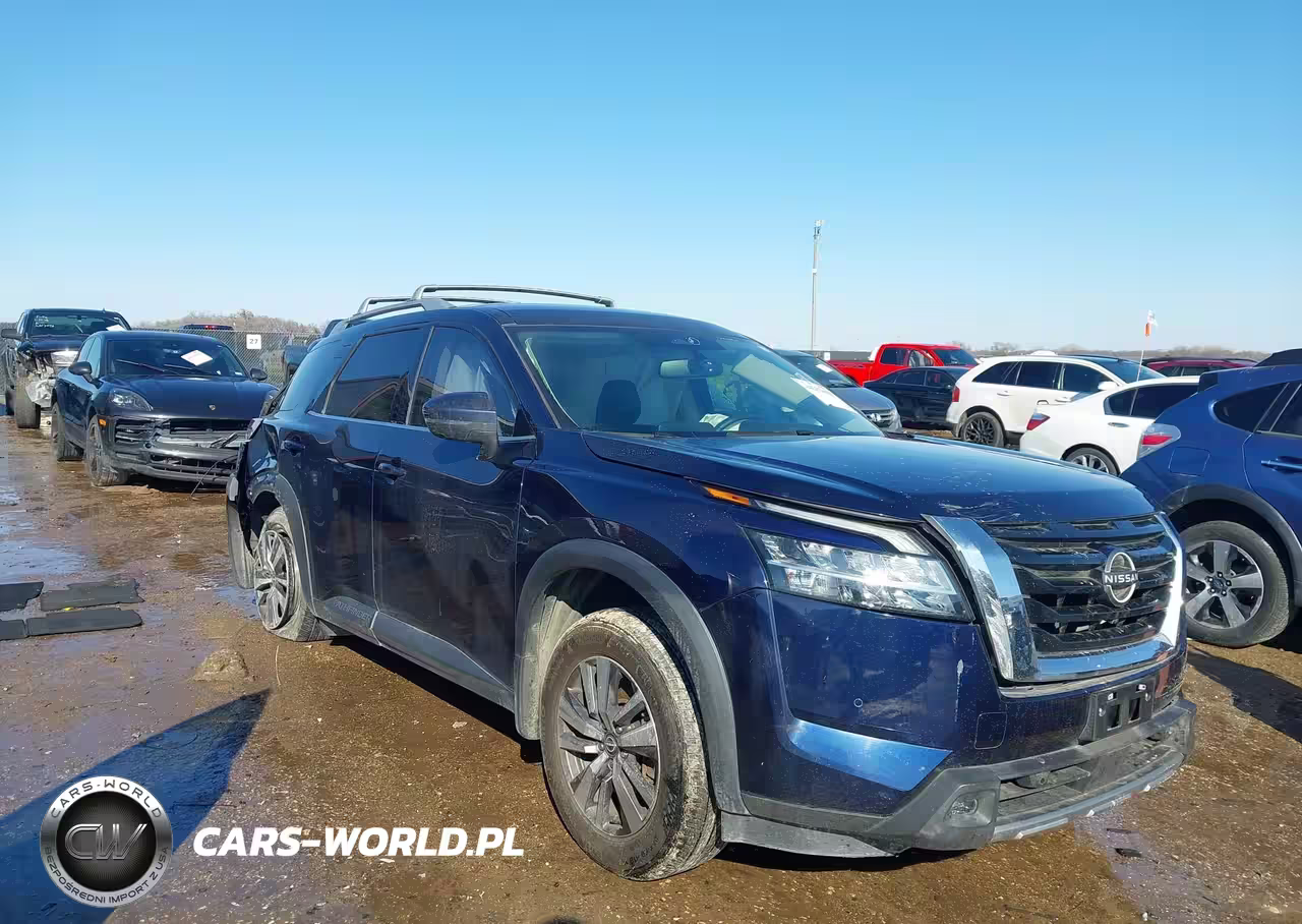 2022 Nissan Pathfinder Sl 2Wd