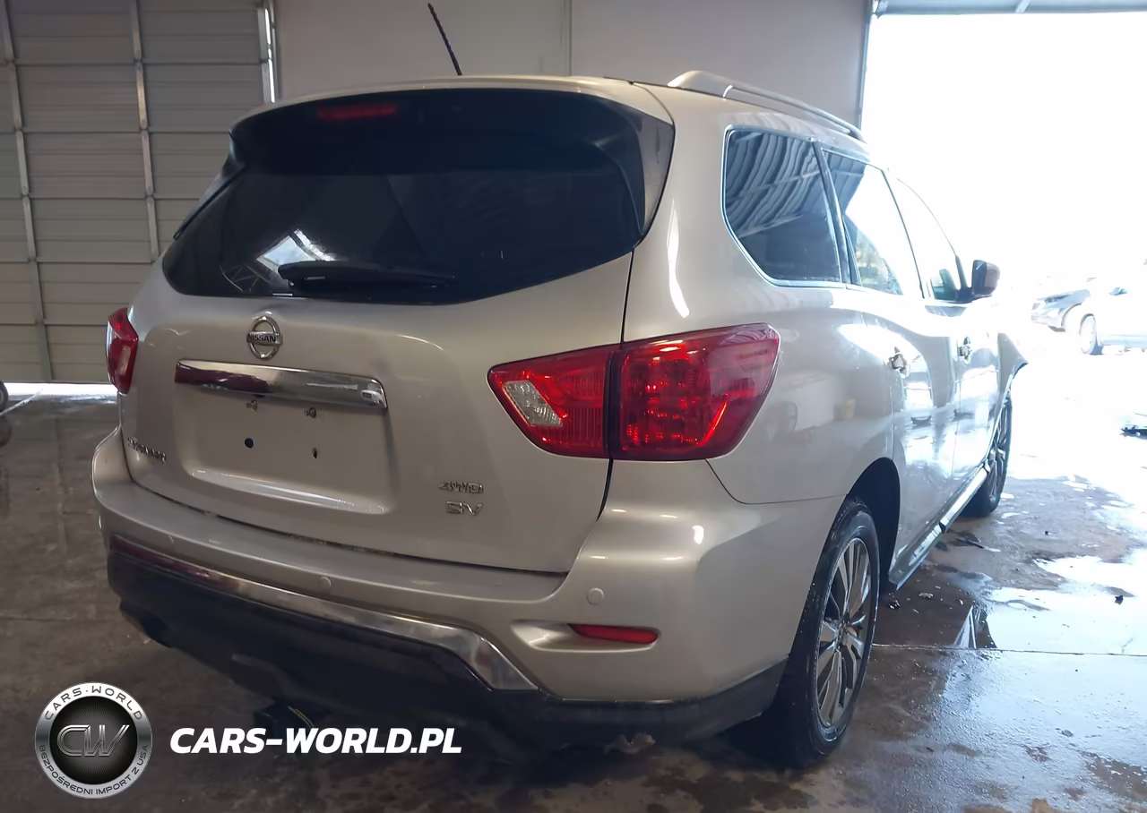 2018 Nissan Pathfinder Sv VIN:5N1DR2MM5JC661597 - 4