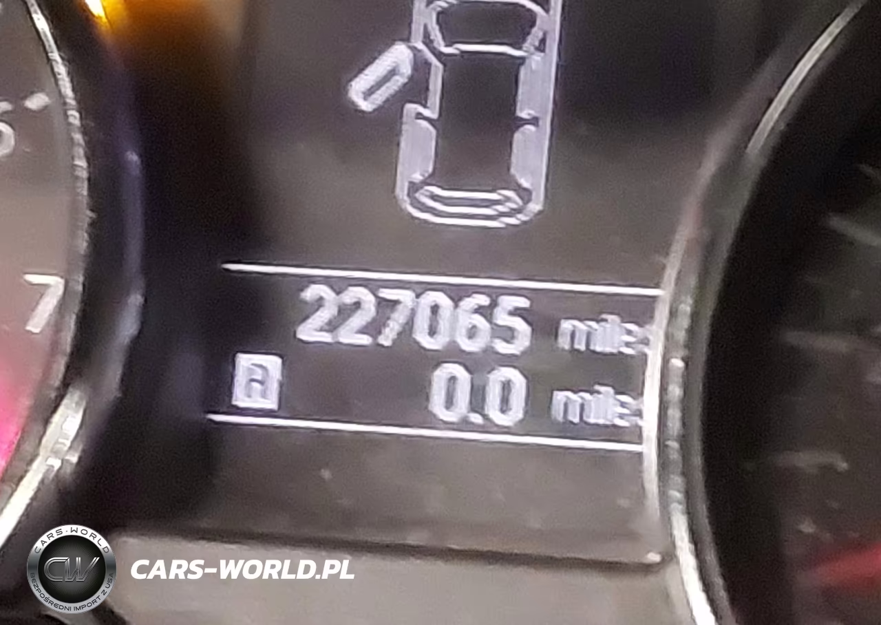 2011 Nissan Rogue Sv VIN:JN8AS5MV6BW681898 - 16