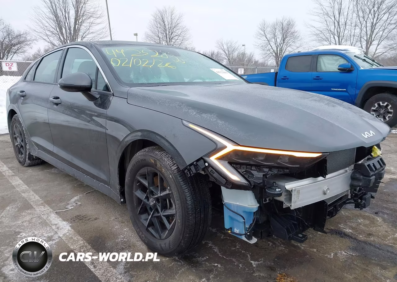 2025 Kia K5 Lxs