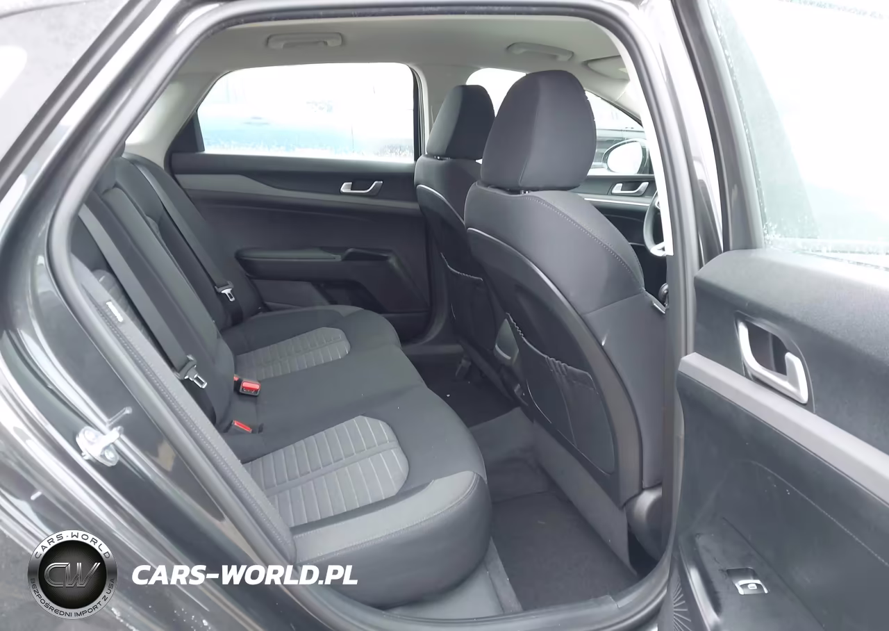 2025 Kia K5 Lxs VIN:KNAG24J74S5383147 - 8