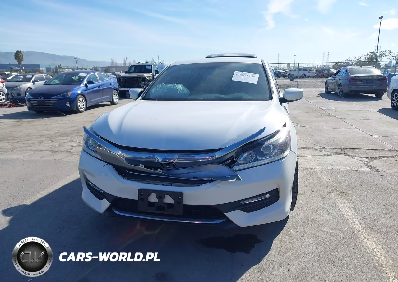2016 Honda Accord Sport VIN:1HGCR2F58GA132270 - 12