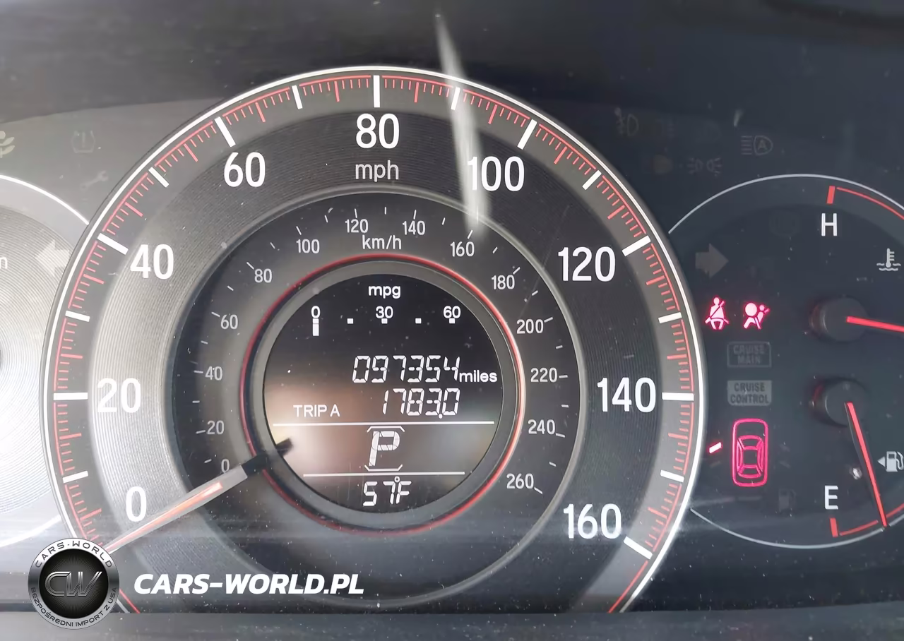 2016 Honda Accord Sport VIN:1HGCR2F58GA132270 - 15