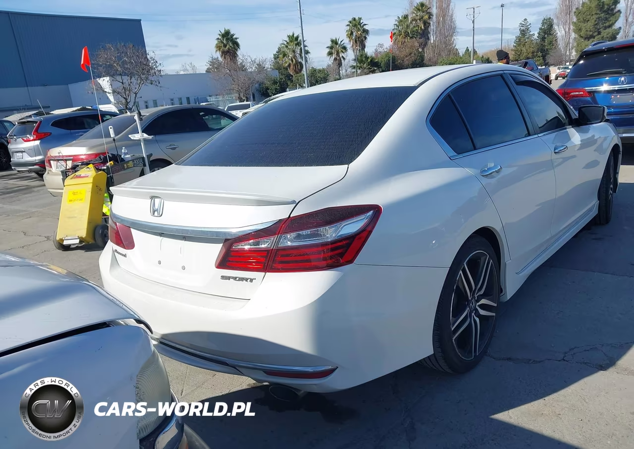2016 Honda Accord Sport VIN:1HGCR2F58GA132270 - 16
