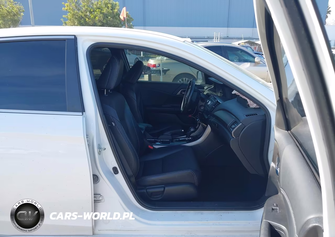 2016 Honda Accord Sport VIN:1HGCR2F58GA132270 - 5