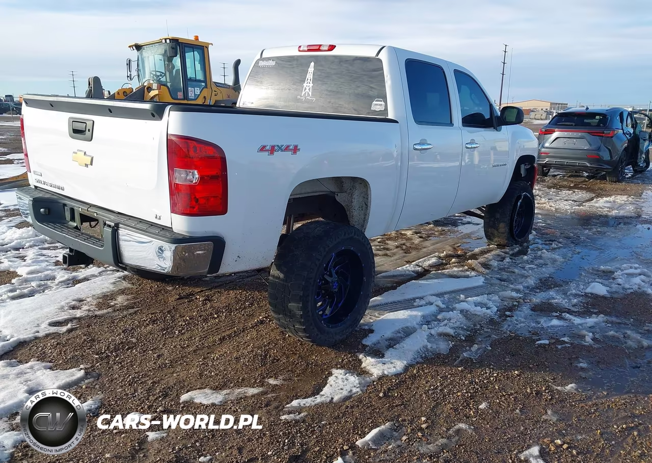 2011 Chevrolet Silverado 1500 Lt VIN:3GCPKSE35BG241087 - 4