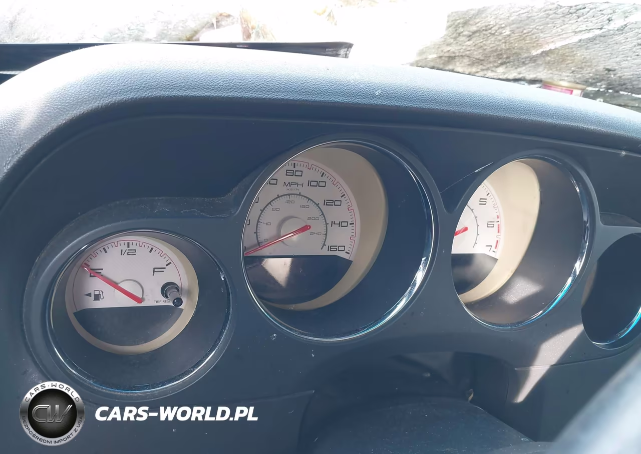 2013 Dodge Challenger R-T Classic VIN:2C3CDYBT6DH579329 - 7