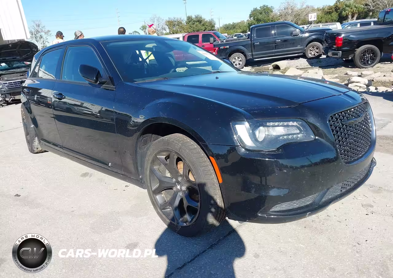 2022 Chrysler 300 Touring