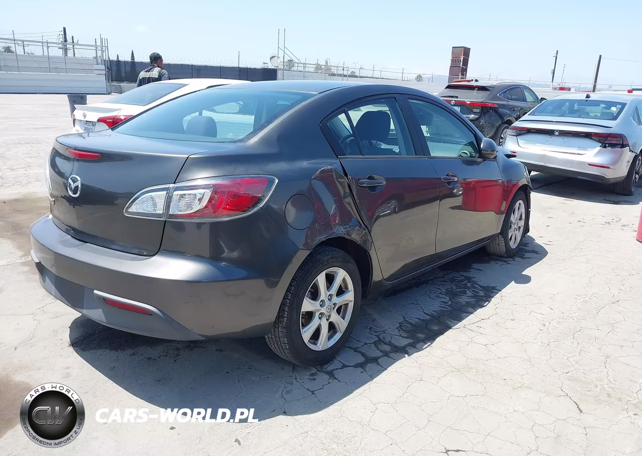 2010 Mazda Mazda3 I Touring VIN:JM1BL1SG1A1133295 - 4