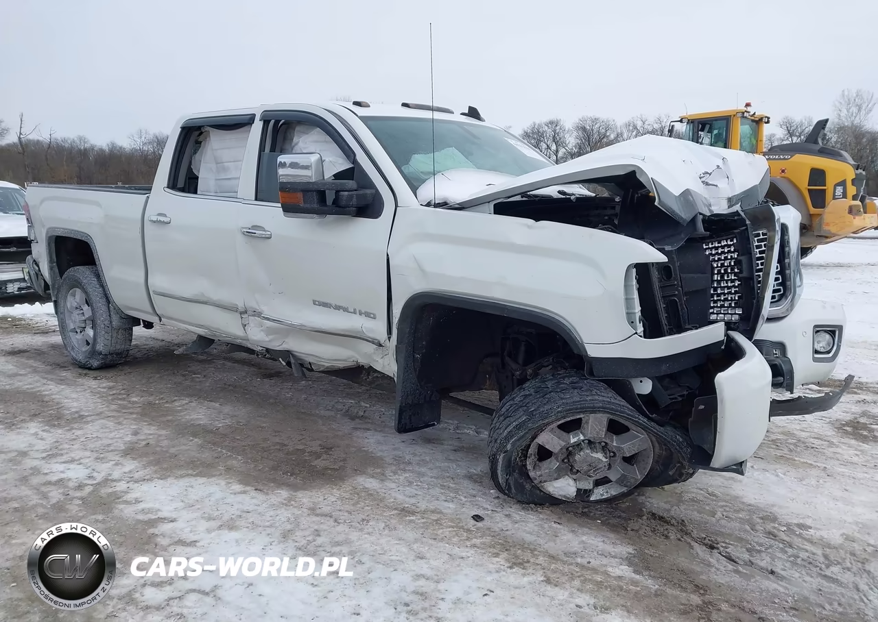 2015 GMC Sierra 2500Hd Denali – zdjęcie 1 z 16